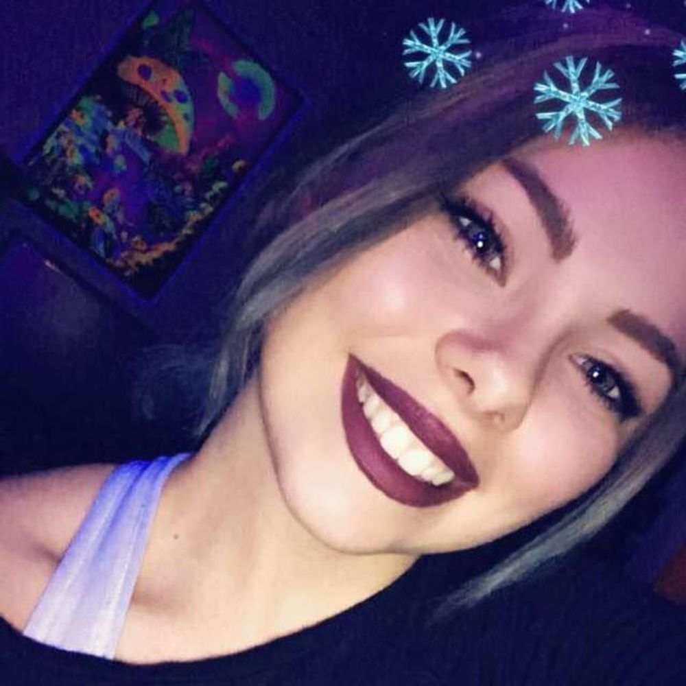 Meet your Posher, Chloeyy